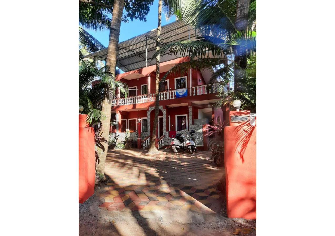 Beach Vibes Guest House Baga Exteriör bild